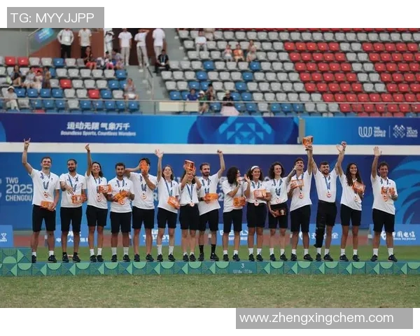 成都飞盘队荣登全国耐力排行榜第三名展现卓越实力与团队精神 成都飞盘队荣登全国耐力排行榜第三名展现卓越实力与团队精神