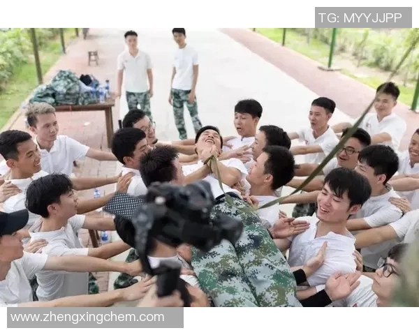 杭州极限运动队团队协作的创新与变革引发热议 杭州极限运动队团队协作的创新与变革引发热议